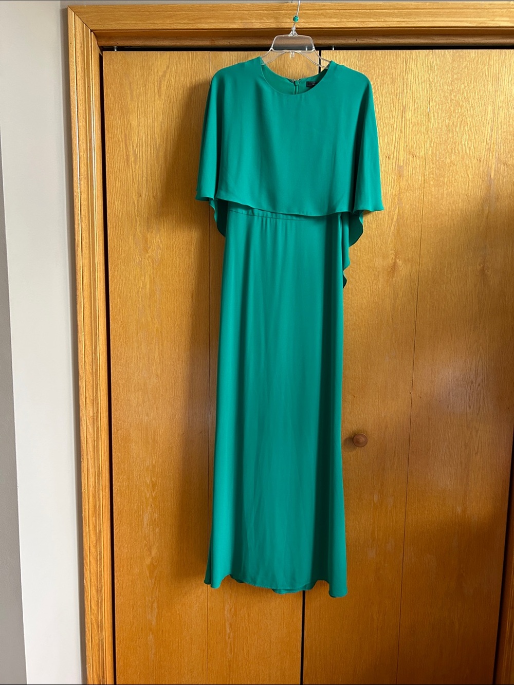 BCBGMaxAzria Emerald Green Cape-Overlay Maxi Dress